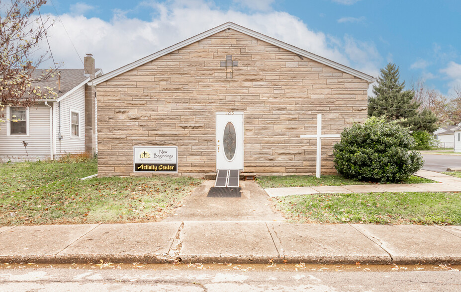 Primary Photo Of 2219 E Spring St, New Albany Religious Facility For Sale