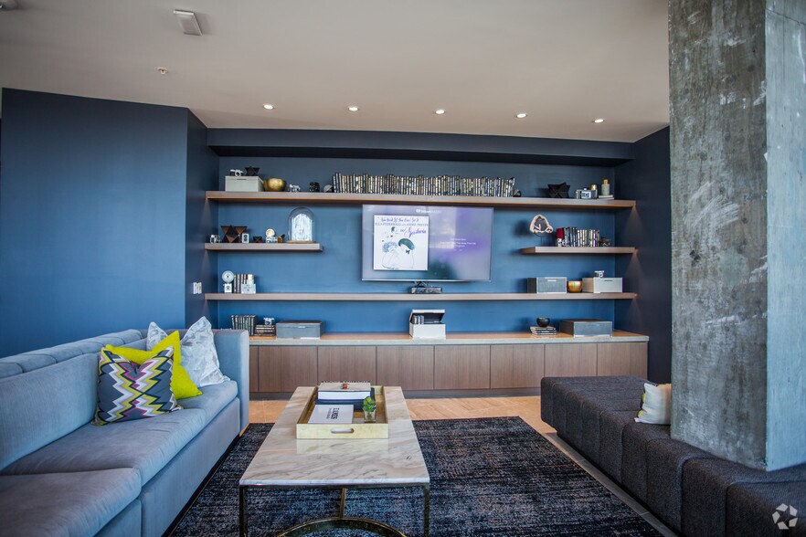 More Photos Of 1008 N Glebe Rd, Arlington Apartments For Lease