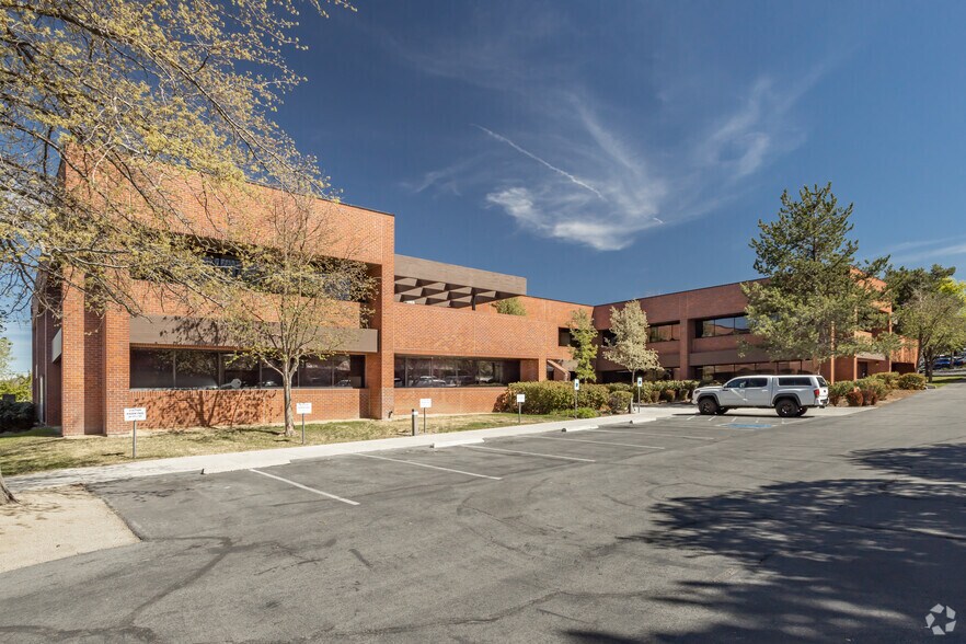 More Photos Of 6121 Lakeside Dr, Reno Office For Lease