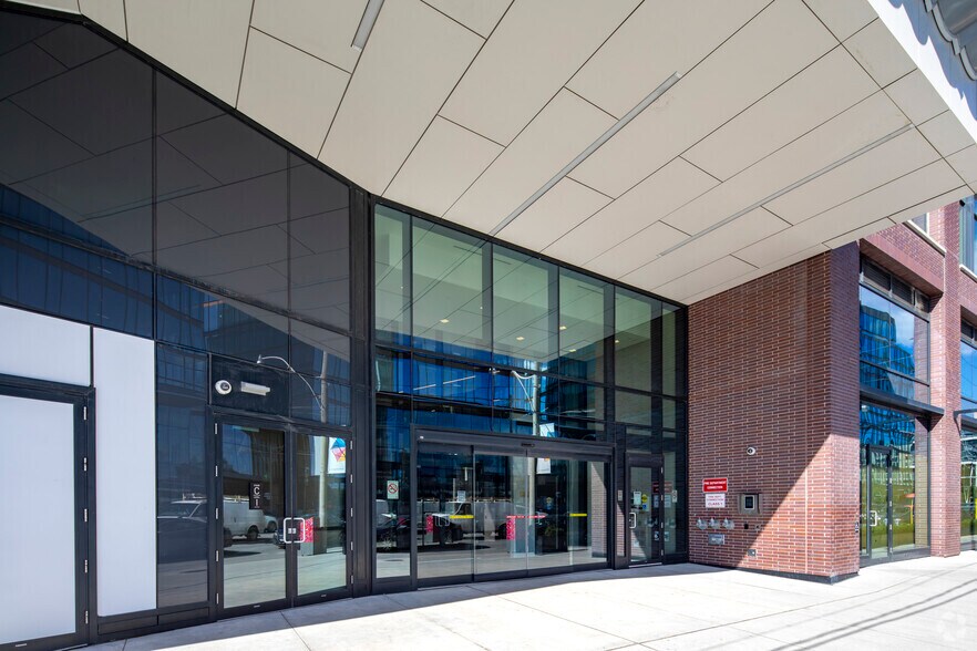 More Photos Of 130 Queens Quay E, Toronto Office For Lease