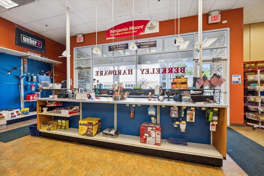 More Photos Of 501 Springfield Ave, Berkeley Heights Freestanding For Lease