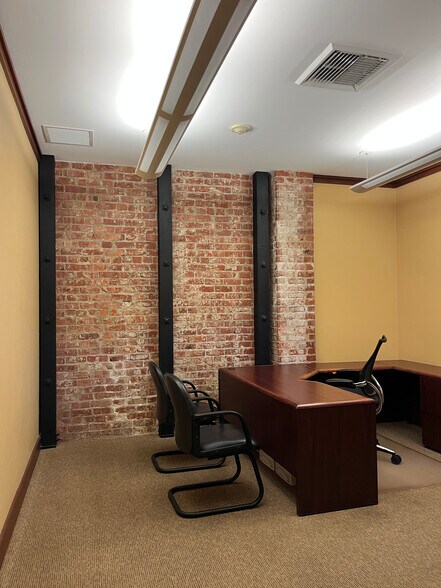 More Photos Of 830 The Alameda, San Jose Storefront For Lease