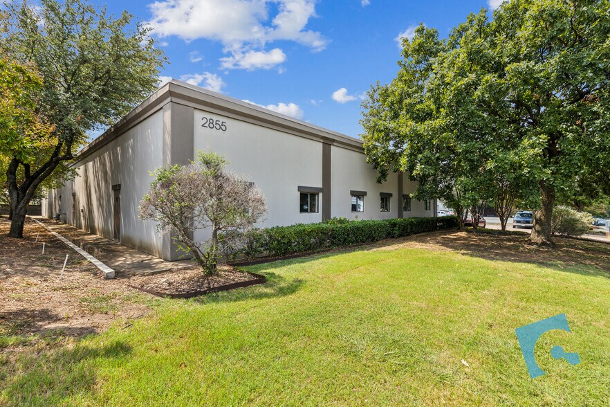 More Photos Of 2855 Exchange Blvd, Southlake Light Manufacturing For Lease