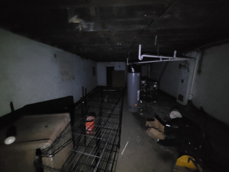 More Photos Of 14907 Livernois Ave, Detroit Flex For Sale
