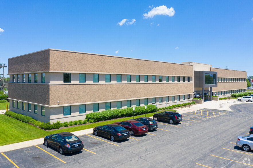 Primary Photo Of 3400-3450 Oakton St, Skokie Warehouse For Lease