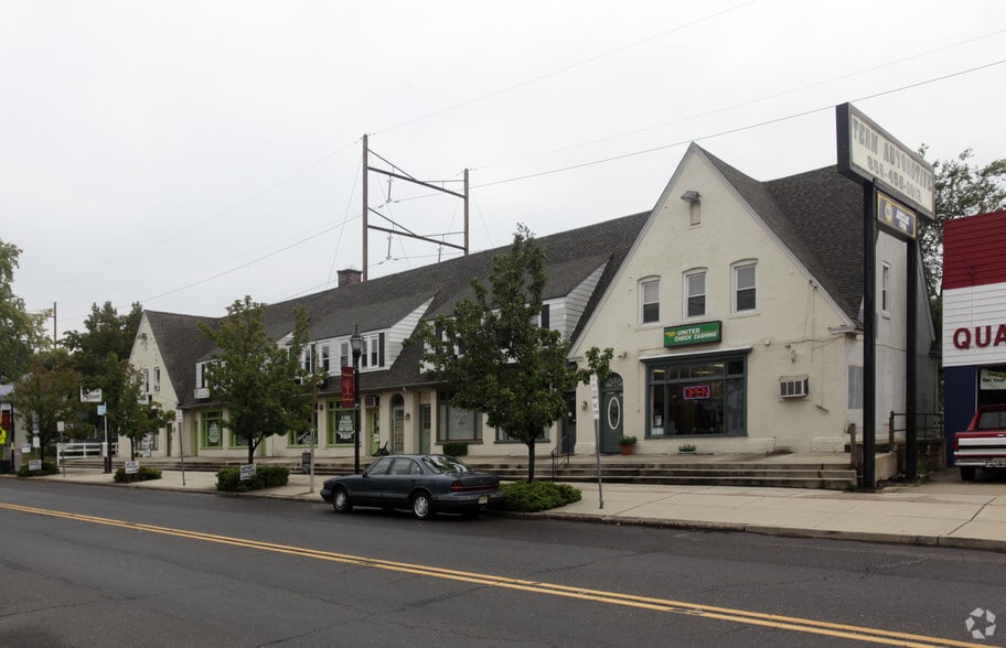 More Photos Of 104 New Broadway, Gloucester City Unknown For Lease