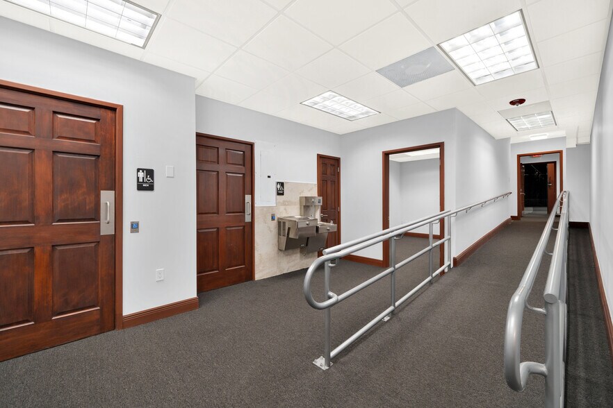 More Photos Of 143 N Flagler Ave, Homestead Medical For Sale