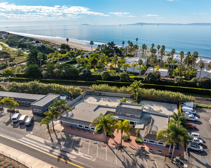 More Photos Of 3823 Santa Claus Ln, Carpinteria Restaurant For Sale