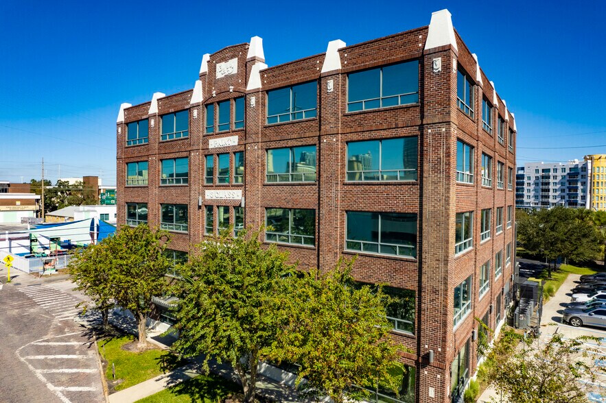 More Photos Of 109 N Brush St, Tampa Office For Lease