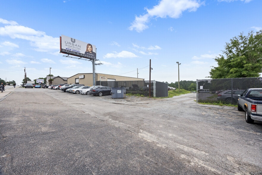 More Photos Of 1821 Augusta Rd, West Columbia Auto Repair For Sale