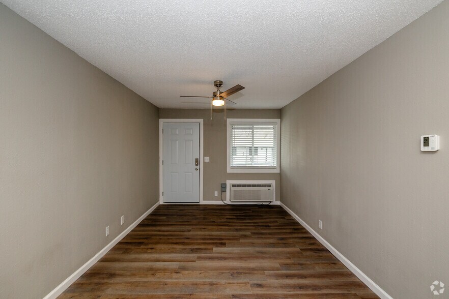 More Photos Of 425 W Taft St, Wichita Apartments For Sale