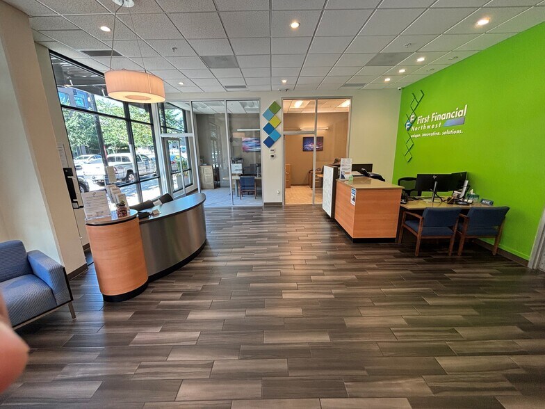 More Photos Of 9924 NE 185th St, Bothell Multifamily For Sale