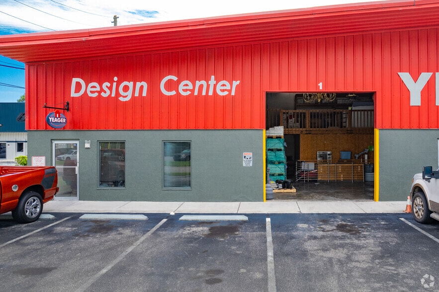 More Photos Of 2310 Success Dr, Odessa Warehouse For Lease
