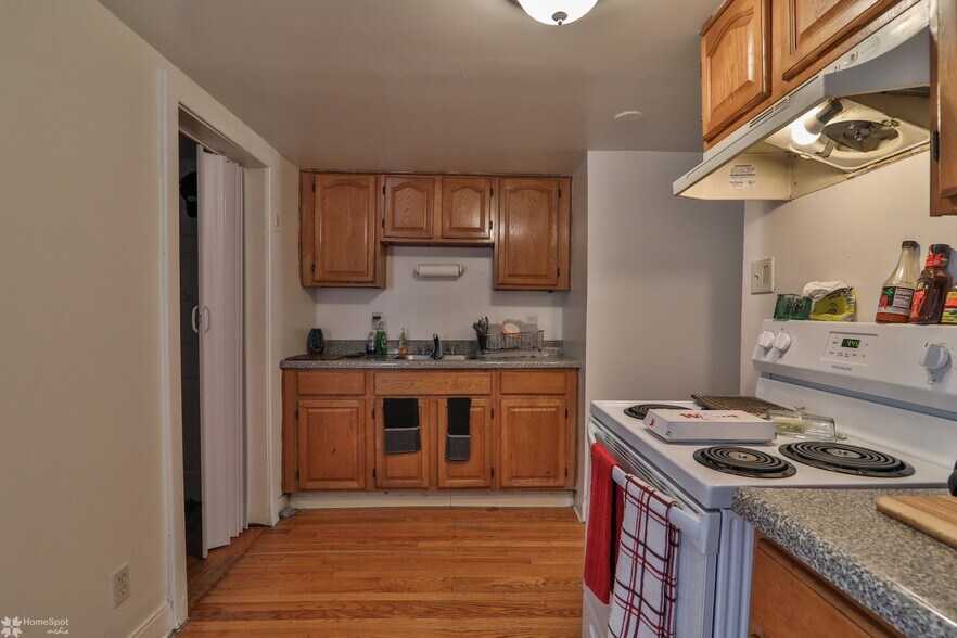 More Photos Of 516 Broadway, Bethlehem Apartments For Sale