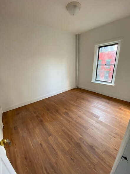 More Photos Of 21 Rutgers St, New York Apartments For Sale
