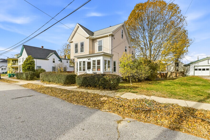 More Photos Of 51 Chestnut St, Rochester Apartments For Sale