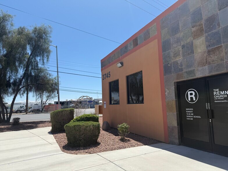More Photos Of , North Las Vegas Industrial For Sale