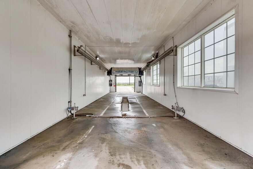 More Photos Of 26623 US Highway 380 E, Providence Village Specialty For Sale