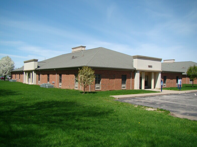 More Photos Of 1850-1860 Buffalo Rd, Rochester Office For Sale