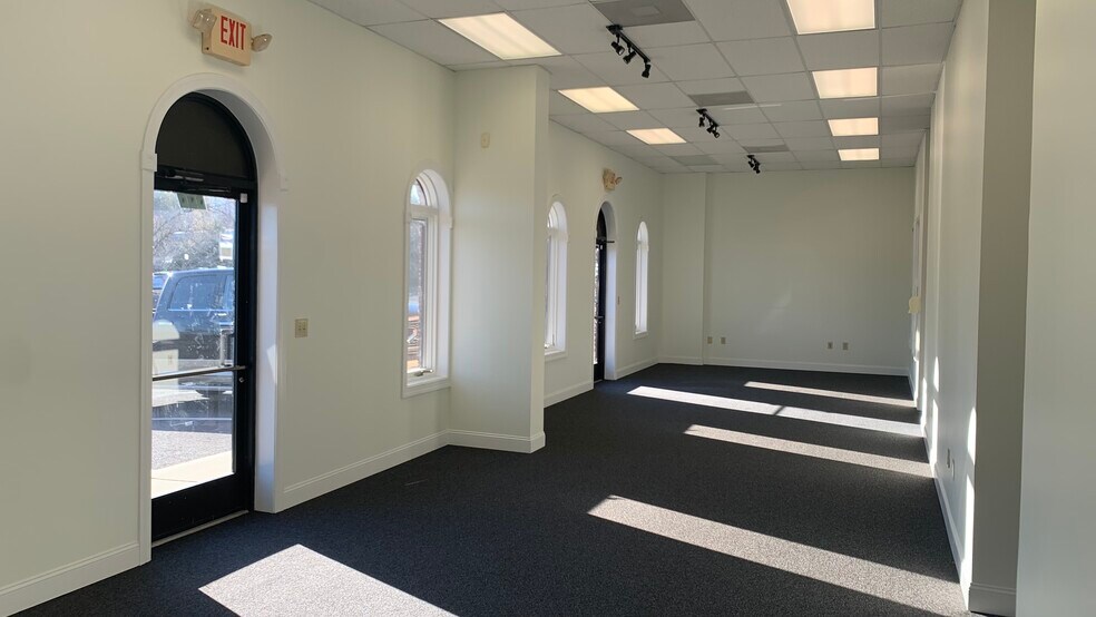 More Photos Of 140-164 Corporate Blvd, Indian Trail Flex For Lease