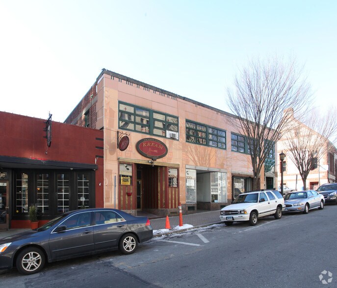 More Photos Of 316-326 State St, New London Storefront Retail Office For Lease