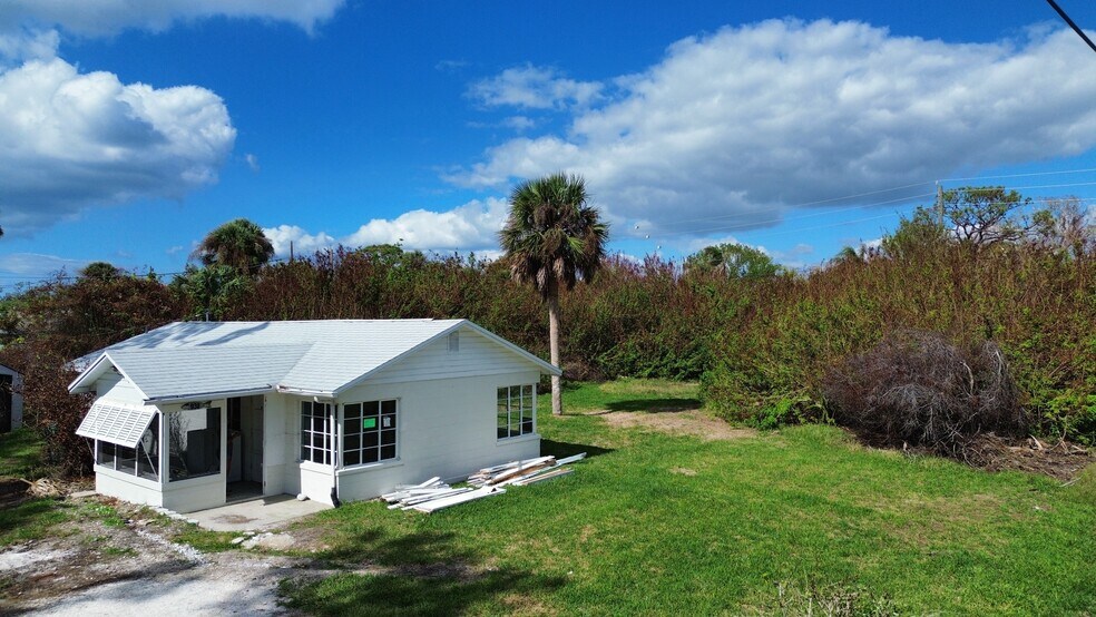 More Photos Of 930 Liberty St, Englewood Specialty For Sale