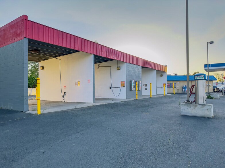 More Photos Of 1027 Linden Ave, Lewiston Carwash For Sale