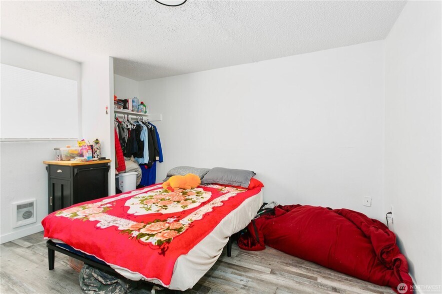 More Photos Of 1405 Martin Luther King Jr Way, Tacoma Apartments For Sale