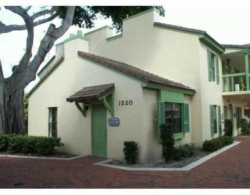 More Photos Of 1200 S Federal Hwy, Boynton Beach Office For Lease