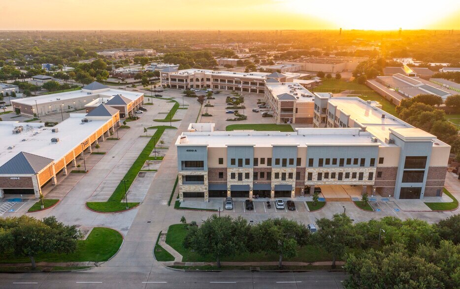 Primary Photo Of 4899 Highway 6, Missouri City Restaurant For Sale