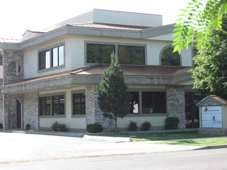 Primary Photo Of 1404 N Main St, Meridian Medical For Lease