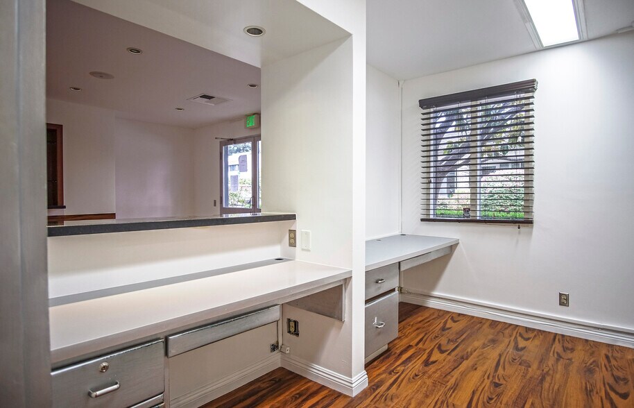 More Photos Of 230 W Pueblo St, Santa Barbara Medical For Sale