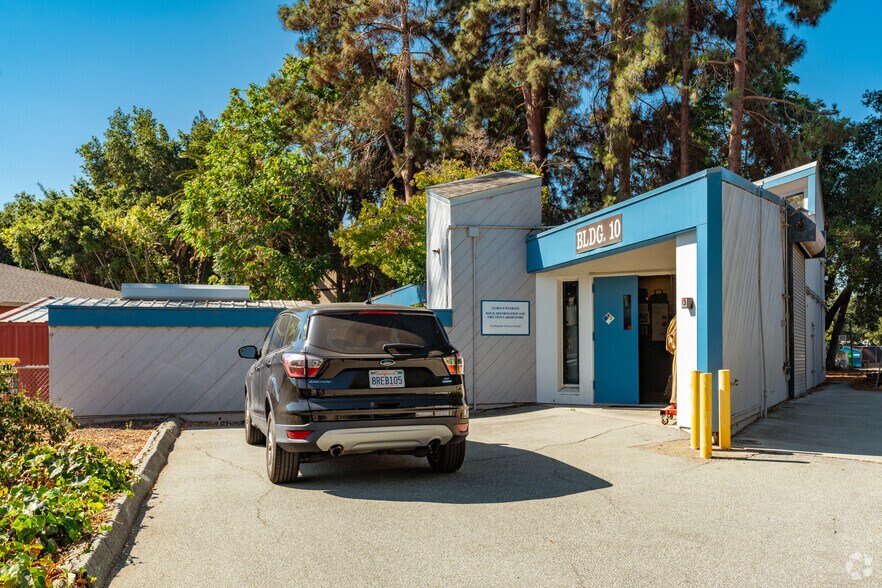 More Photos Of 345 Middlefield Rd, Menlo Park Office For Sale