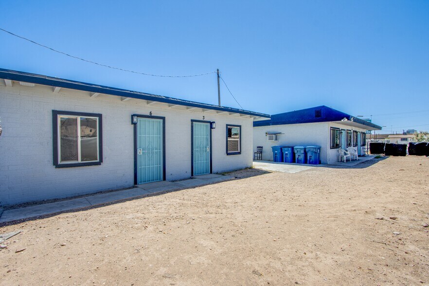 612 W Washington Ave