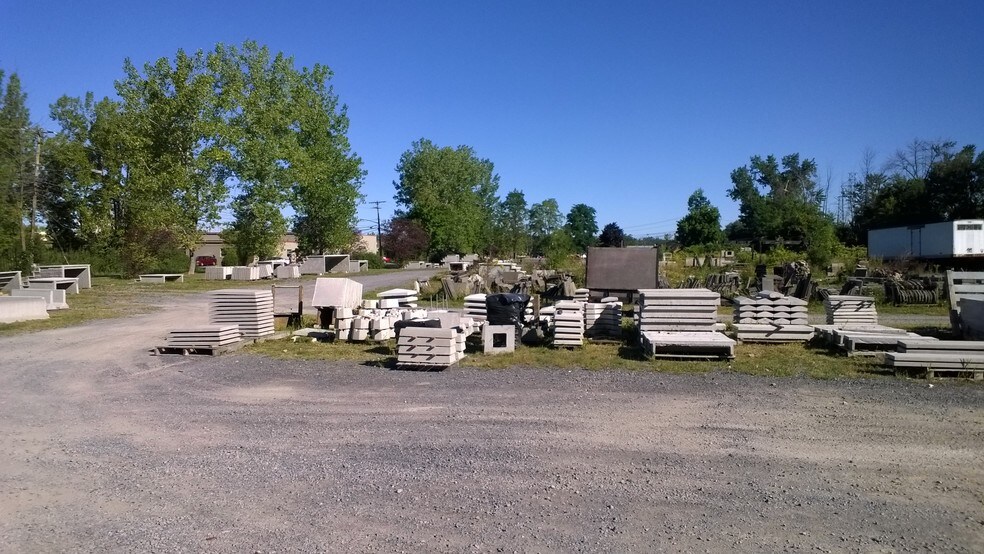 More Photos Of 5970 Butternut Dr, East Syracuse Light Manufacturing For Sale