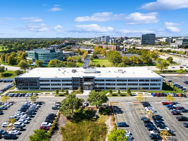 Primary Photo Of 711 Jorie Blvd, Oak Brook Office For Lease