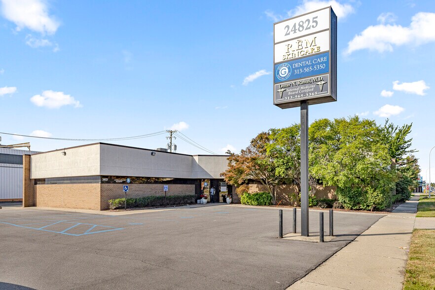 More Photos Of 24825 Michigan Ave, Dearborn Office For Lease
