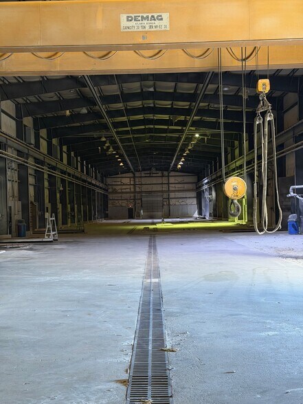 More Photos Of 293 Granite Quarry Trail Trl, Mount Airy Industrial For Lease