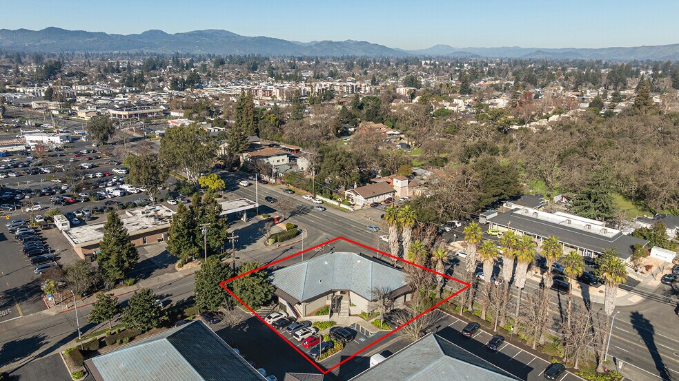 More Photos Of 575 Lincoln Ave, Napa Storefront Retail Office For Lease