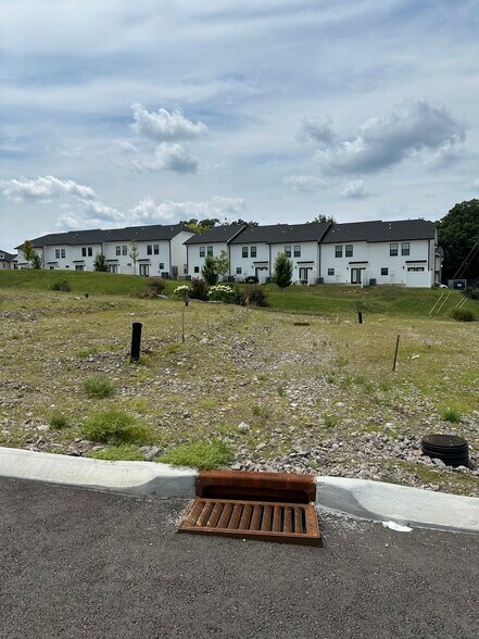 More Photos Of 55 Manchester Blvd, Lebanon Land For Sale