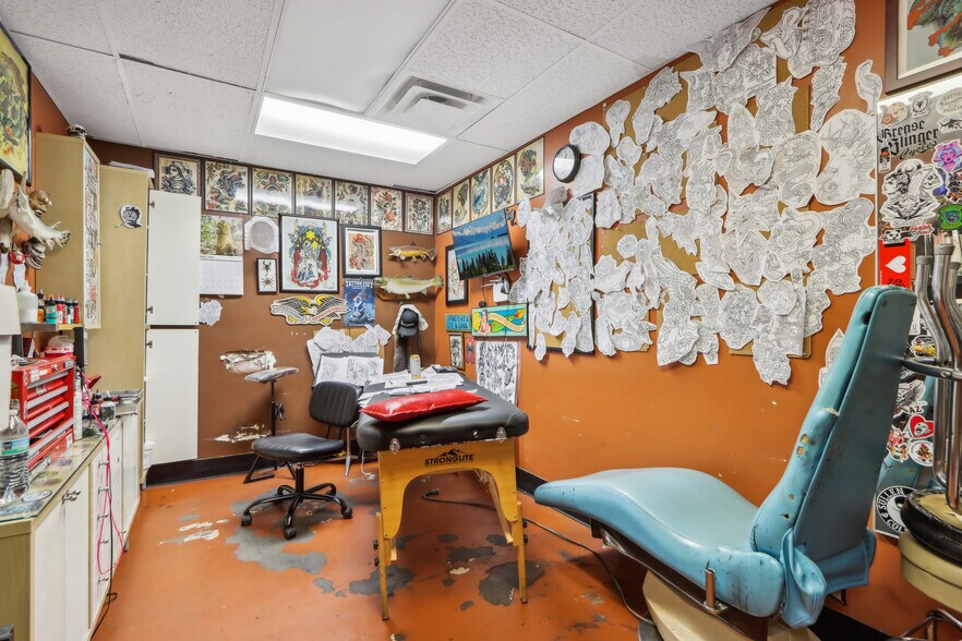 More Photos Of 443 W Main St, Mesa Storefront Retail Office For Sale