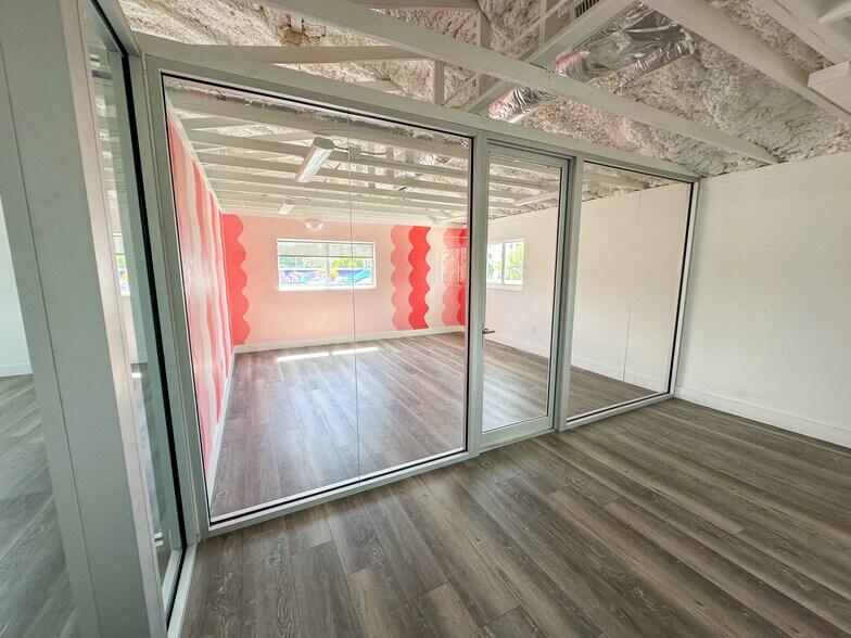 More Photos Of 702-706 NE 1st Ave, Fort Lauderdale Restaurant For Sale