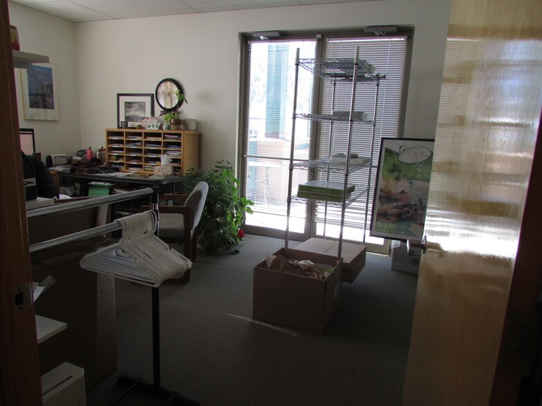 More Photos Of 701 Granite St, Frisco Office For Lease