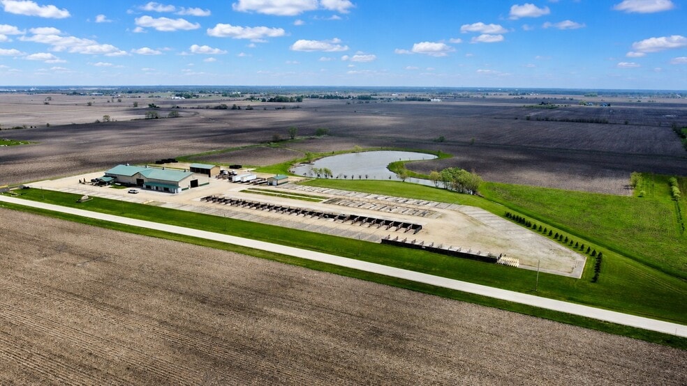 Primary Photo Of 5681 White Willow Rd, Minooka Specialty For Sale