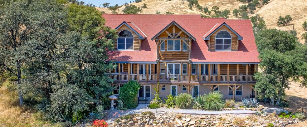 Primary Photo Of 27876 Pine Flat Rd, Sanger Specialty For Sale
