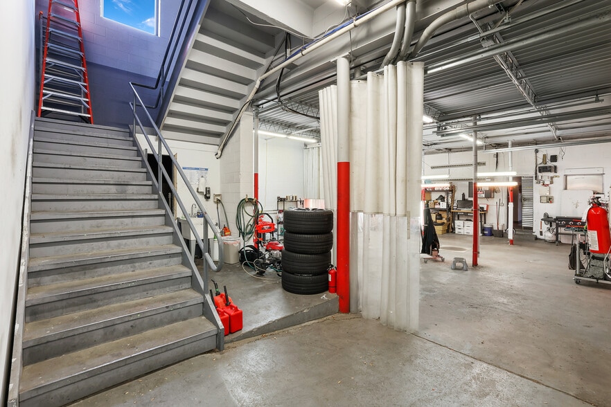 More Photos Of 3001 E Platte Ave, Colorado Springs Service For Sale