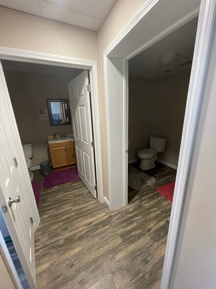 More Photos Of 446 N Mechanic St, Cumberland Office For Sale