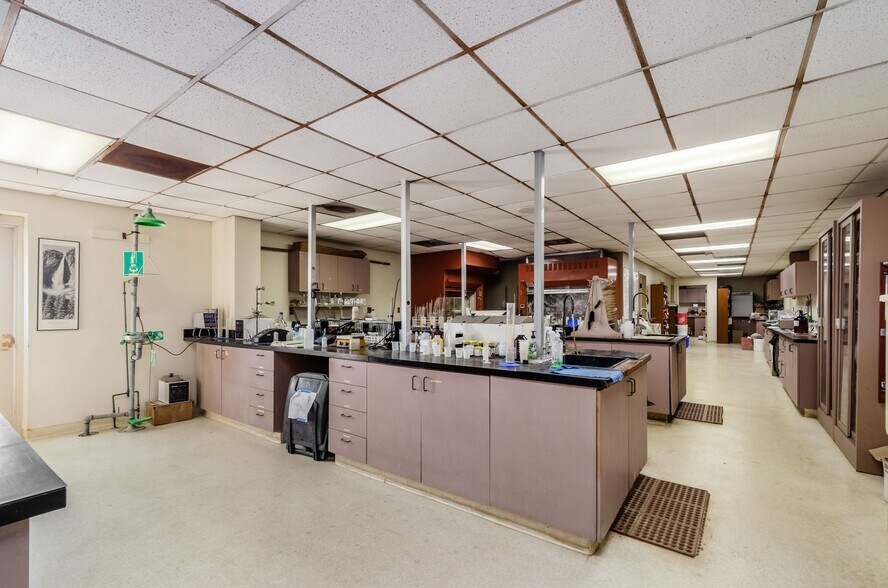 More Photos Of 2860 Fisher Rd, Columbus Unknown For Lease