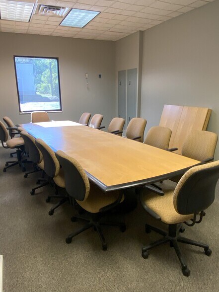 More Photos Of 4525 Trousdale Dr, Nashville Office For Sale
