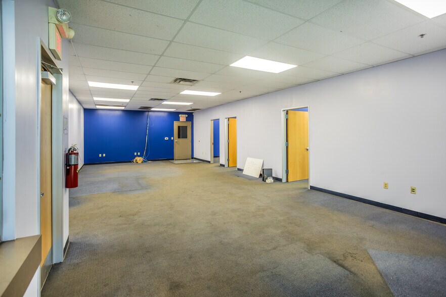 More Photos Of 715 Venture Dr, Southaven Distribution For Lease